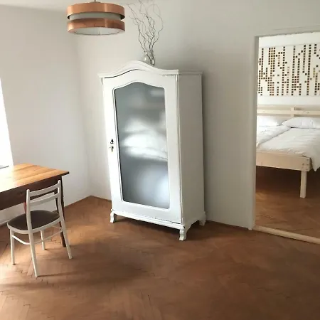 Apartman Na Krizovatke *